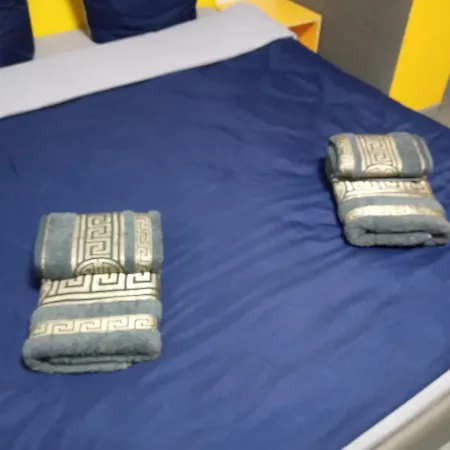 нова в центрі міста Daire