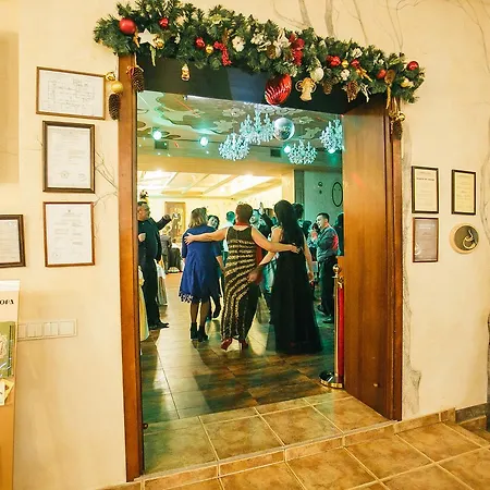 B&B лейбова гора Zhuraky