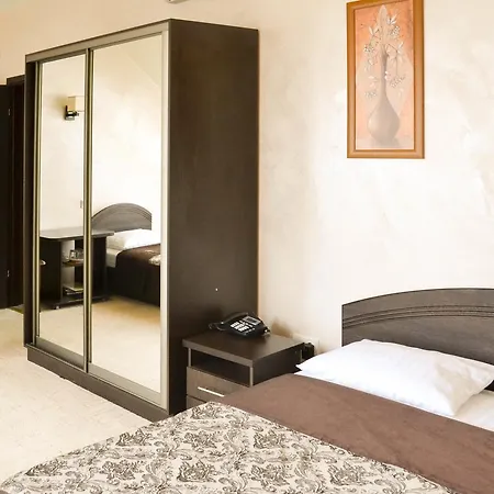 лейбова гора B&B *
