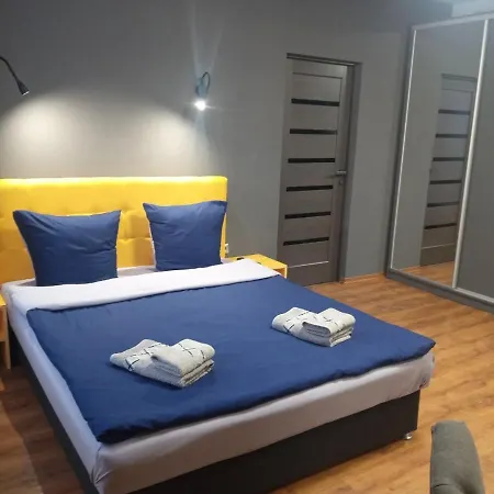 нова в центрі міста * Uzjhorod